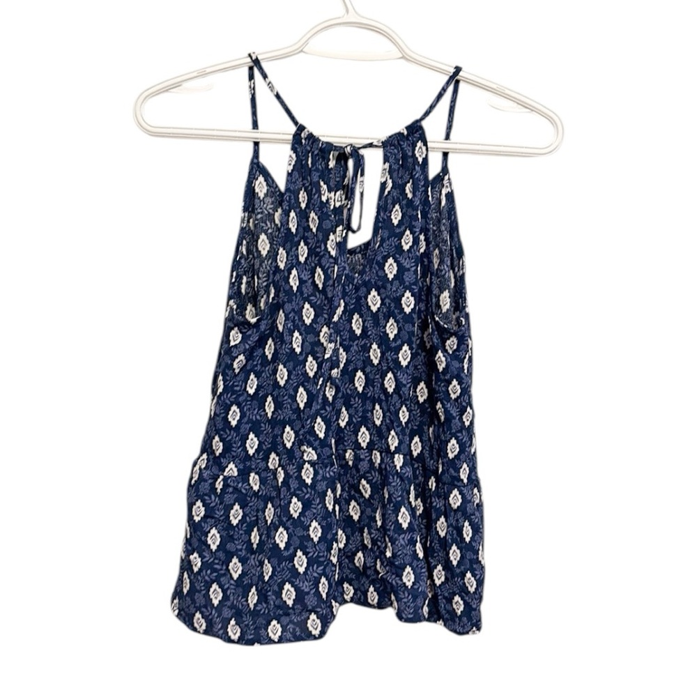 52. Hippie Rose NWT Paisley Sleeveless Top